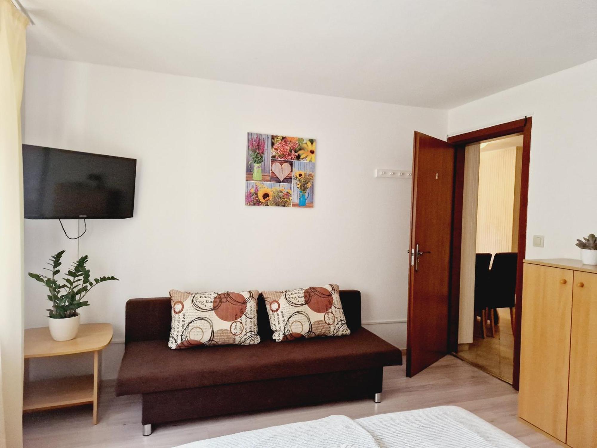 Balaton Panzio Fuered Bed & Breakfast บาลาตอนฟือเรด ภายนอก รูปภาพ