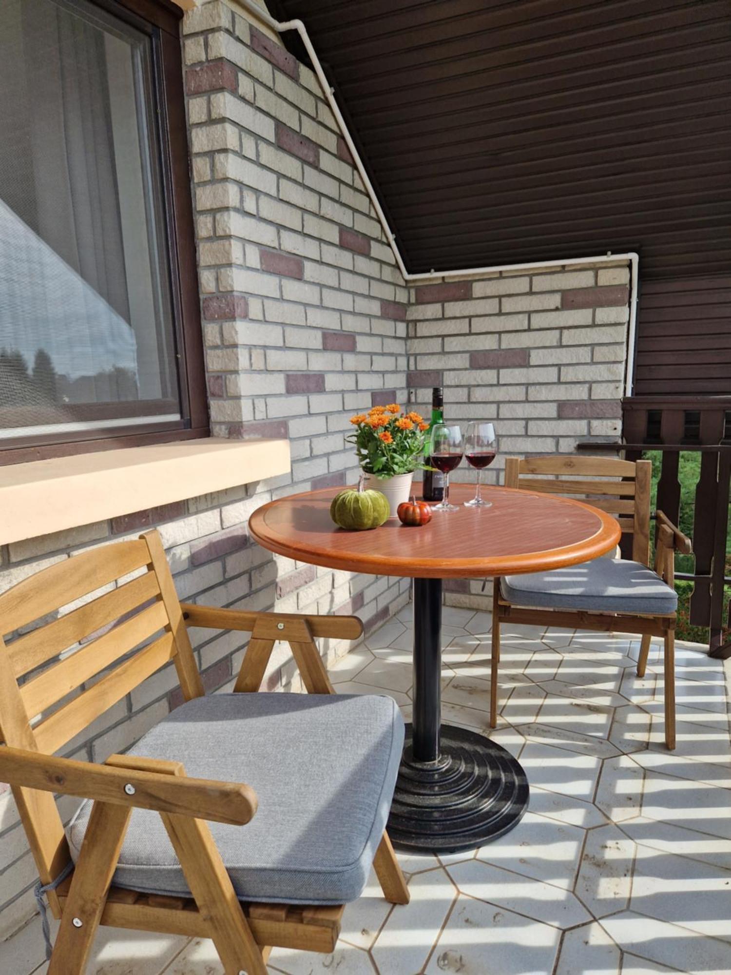 Balaton Panzio Fuered Bed & Breakfast บาลาตอนฟือเรด ภายนอก รูปภาพ