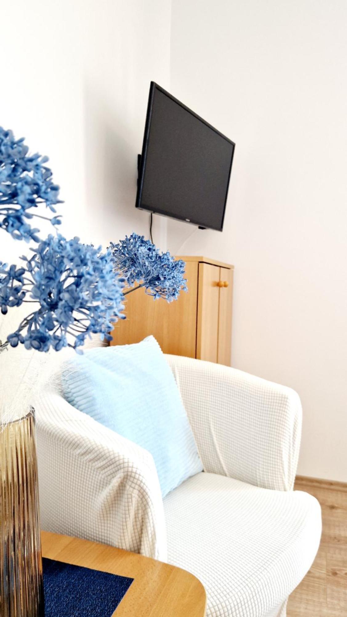 Balaton Panzio Fuered Bed & Breakfast บาลาตอนฟือเรด ภายนอก รูปภาพ