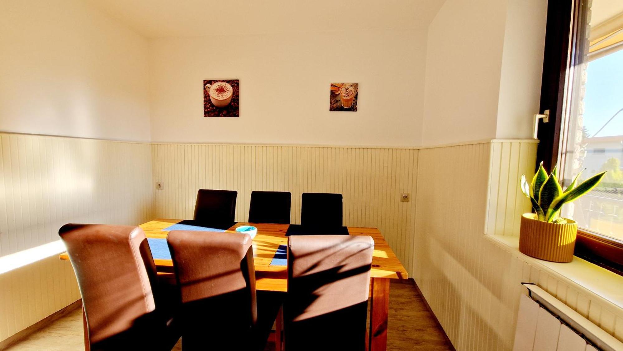Balaton Panzio Fuered Bed & Breakfast บาลาตอนฟือเรด ภายนอก รูปภาพ