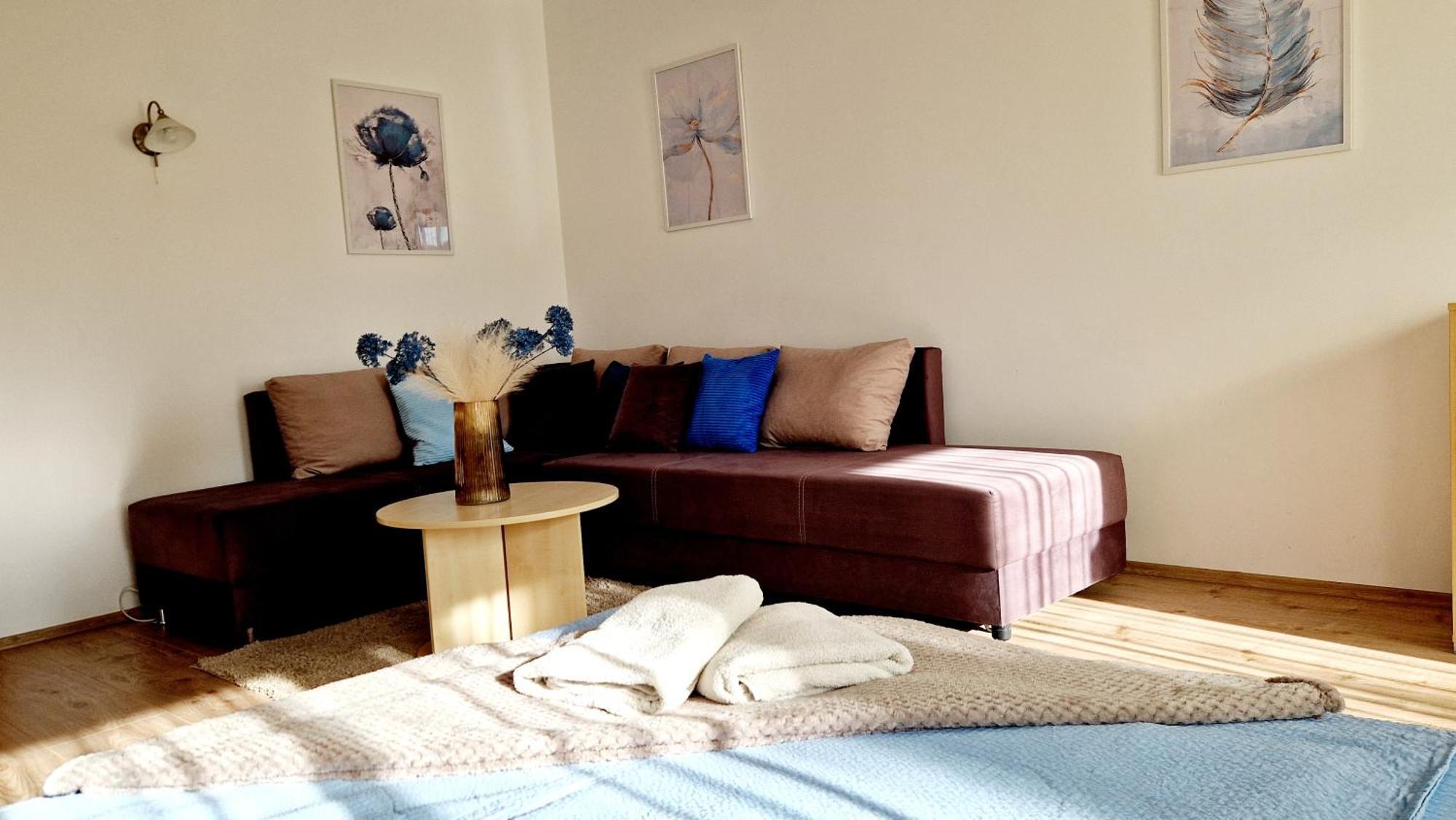 Balaton Panzio Fuered Bed & Breakfast บาลาตอนฟือเรด ภายนอก รูปภาพ